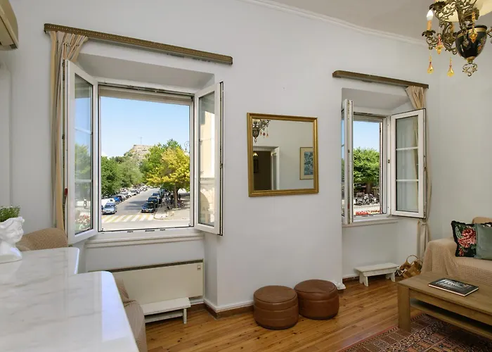 Liston Anastasia Apartment
