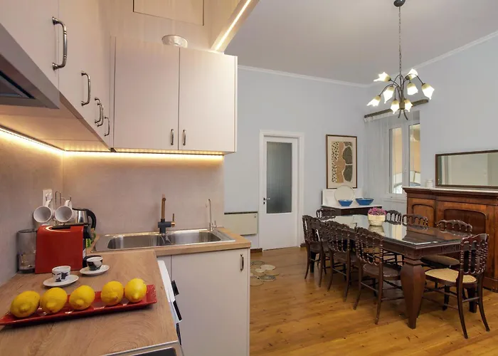 Liston Anastasia * Corfu (city)